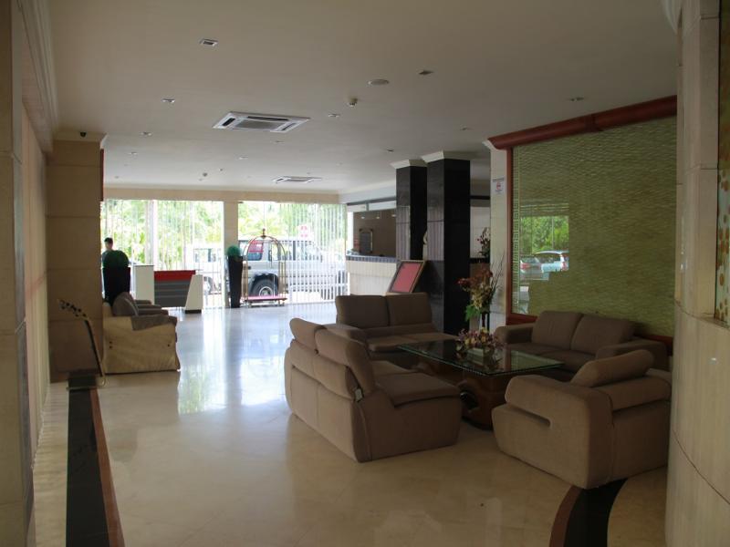 Palm Garden Hotel Brunei Bandar Seri Begawan Exterior photo
