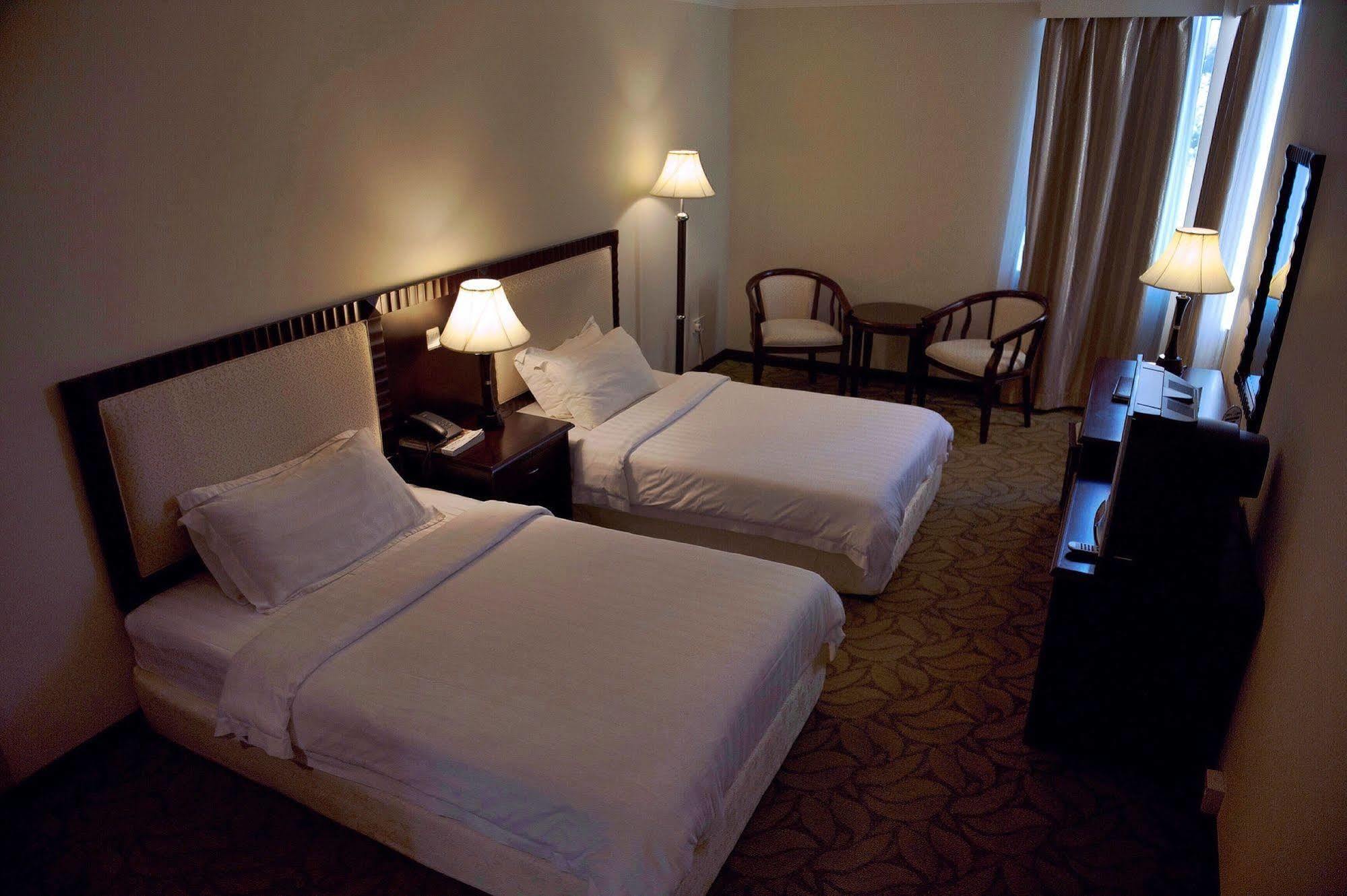 Palm Garden Hotel Brunei Bandar Seri Begawan Exterior photo